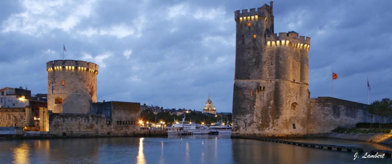Chambre D'Hotes Les Bains Du Bruant Saint-Porchaire Exteriör bild